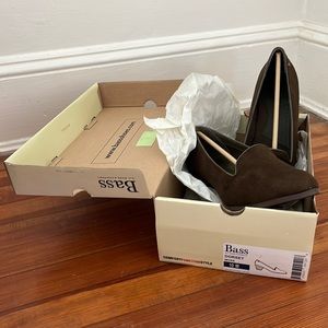 **donated** Bass Green Low Fabric Pumps